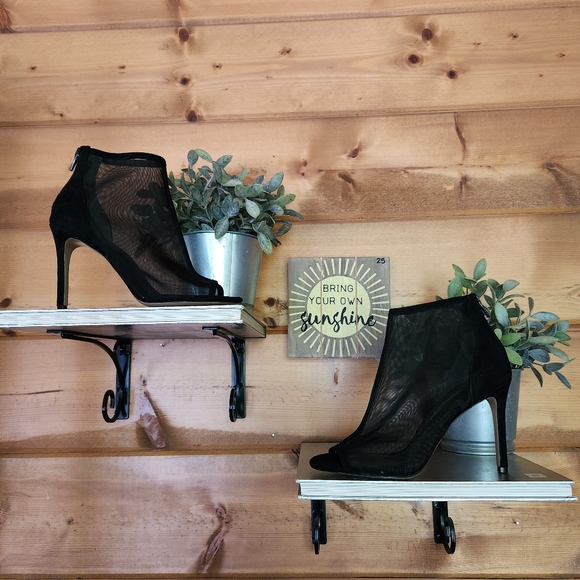 Charles David Court Black Mesh Leather Ankle Stiletto Heel Ankle Boot Bootie 6.5 - Picture 1 of 11